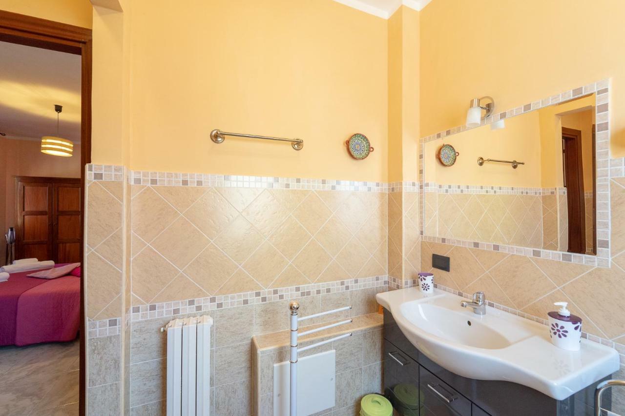 La Rosa - Elegant Rooms Sassari Esterno foto