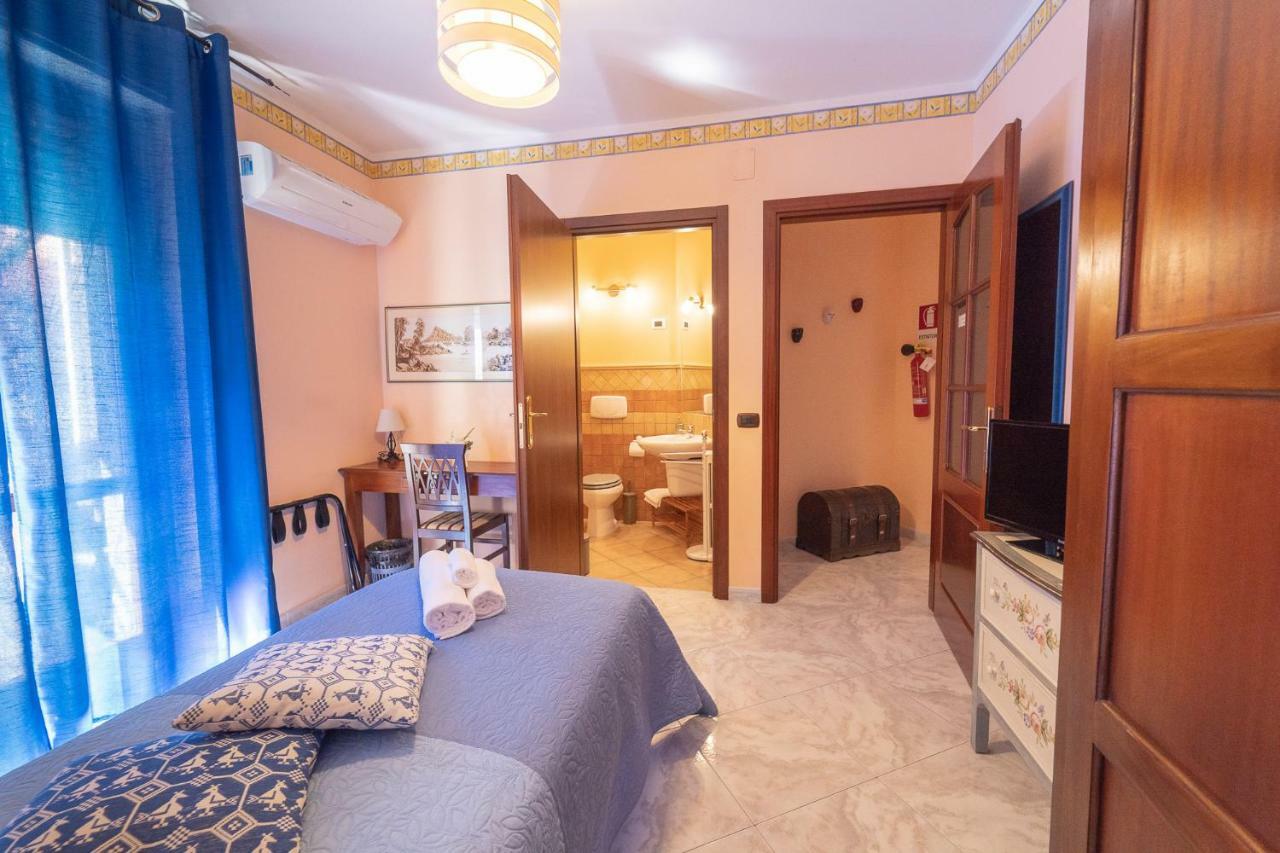 La Rosa - Elegant Rooms Sassari Esterno foto